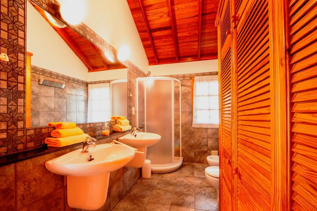 Ferienhaus Ferienvilla Finca Tijarafe mit beheiztem Pool Spanien